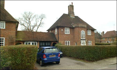 02 Cotman Close